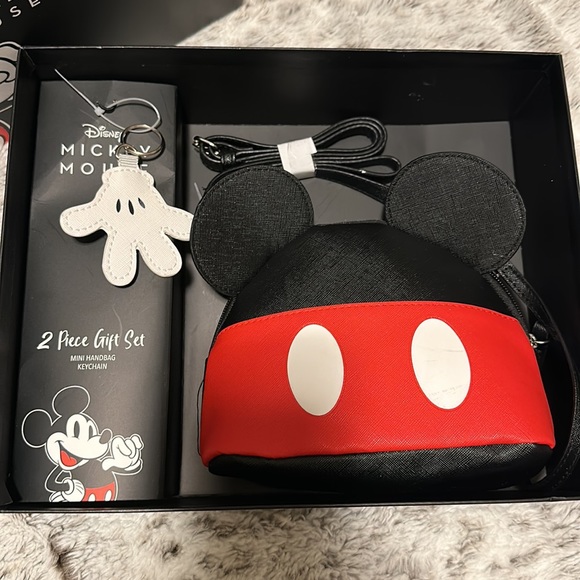 Disney Other - 2PC 🎄Mickey Purse Gift Set🎄